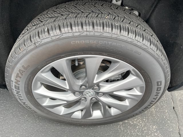 Certified 2025 Buick Enclave Preferred AWD/4WD image 26