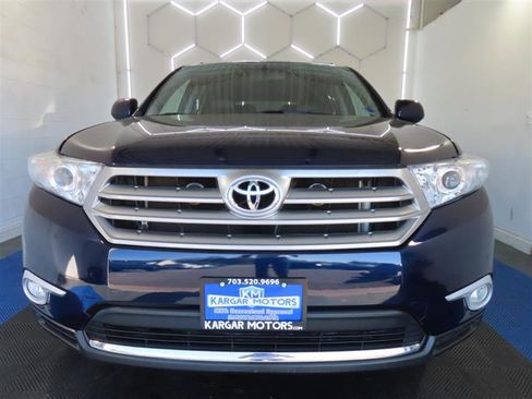 Used 2013 Toyota Highlander Limited AWD/4WD image 2