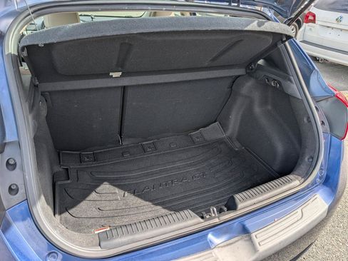 Used 2013 Hyundai Elantra GT FWD image 6