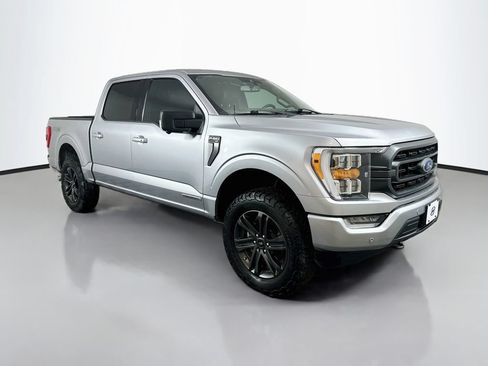 Used 2021 Ford F150 XLT w/ Equipment Group 302A High AWD/4WD image 3