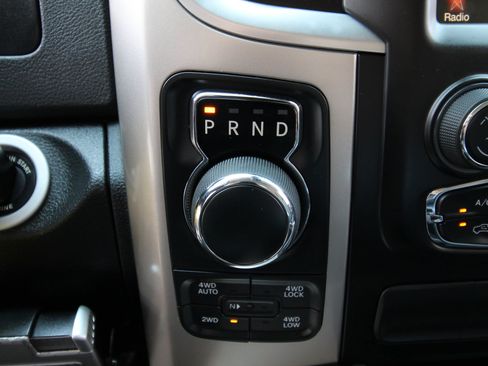 Used 2016 RAM 1500 Big Horn AWD/4WD image 32
