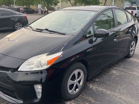 Used 2015 Toyota Prius Three w/ Solar Roof Package FWD image 1
