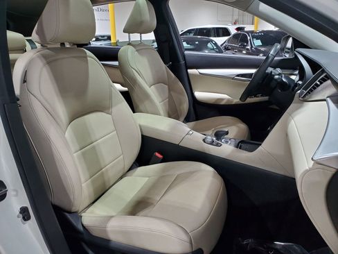 Used 2019 INFINITI QX50 Luxe w/ Navigation Package image 13