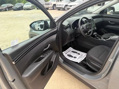 Used 2024 Hyundai Tucson SE AWD/4WD image 10