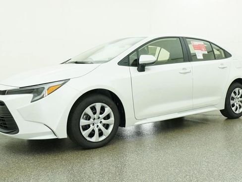Used 2026 Toyota Corolla LE FWD image 20
