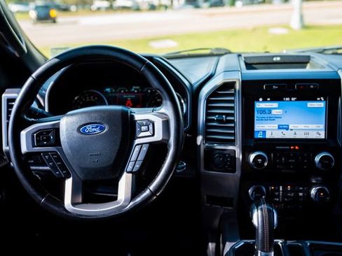 Used 2019 Ford F150 Platinum image 6