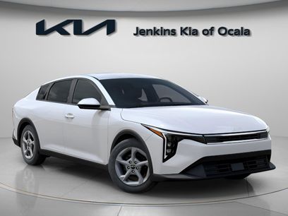 New 2025 Kia K4 LXS