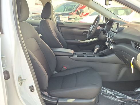 Used 2025 Nissan Sentra S FWD image 31