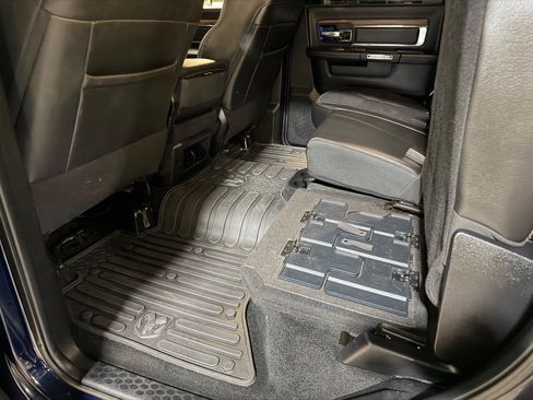 Used 2014 RAM 3500 Laramie w/ Cold Weather Group image 19