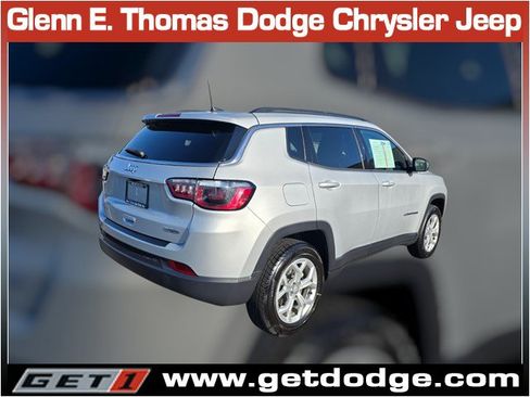 Certified 2024 Jeep Compass Latitude AWD/4WD image 9
