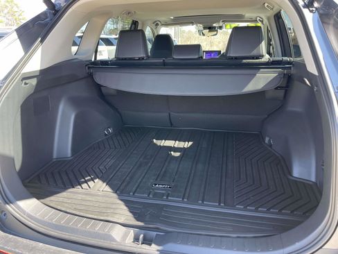 Used 2024 Toyota RAV4 XLE Premium image 8