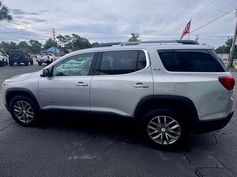 Used 2018 GMC Acadia SLE FWD image 3