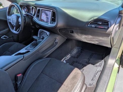 Used 2022 Dodge Challenger R/T Scat Pack RWD image 19