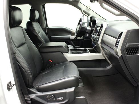 Used 2019 Ford F250 Lariat w/ Tow Technology Bundle image 16