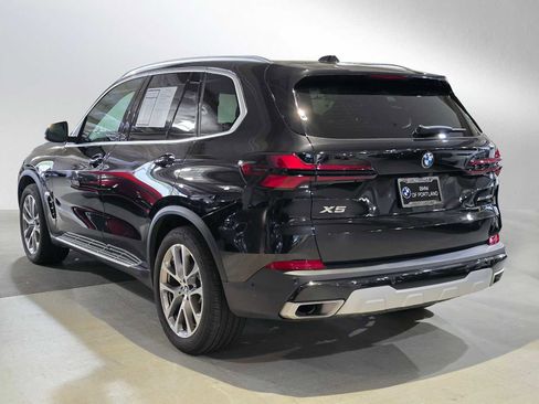 Used 2026 BMW X5 xDrive40i w/ Climate Comfort Package AWD/4WD image 5