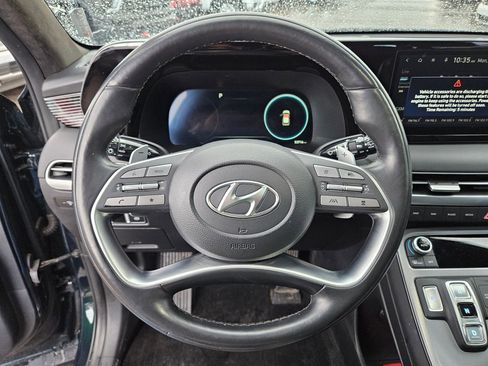 Used 2023 Hyundai Palisade Calligraphy image 17