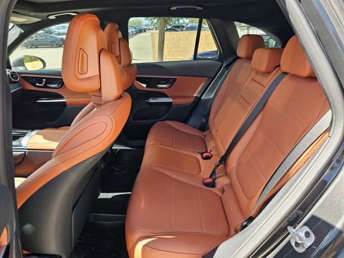 New 2026 Mercedes-Benz GLC 300 4MATIC image 16