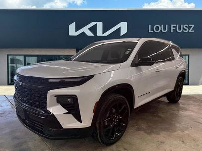 Used 2024 Chevrolet Traverse RS