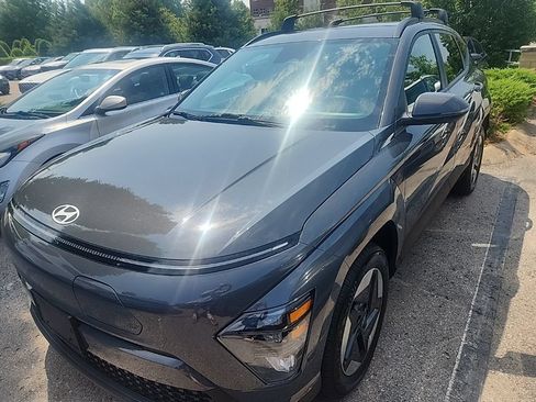 Used 2024 Hyundai Kona SEL FWD image 1