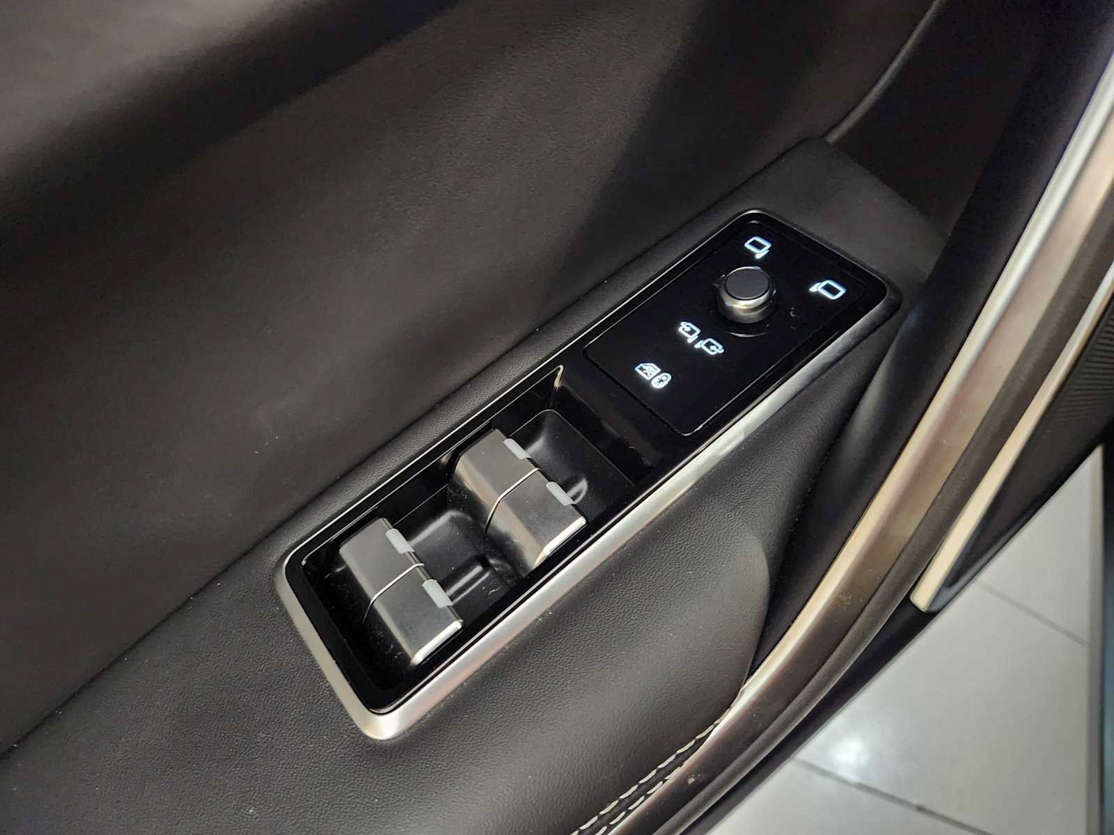 New 2026 Jaguar F-PACE R-Dynamic S AWD/4WD image 41