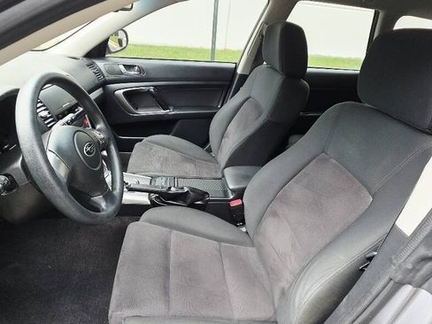 Used 2008 Subaru Outback 2.5i L.L. Bean AWD/4WD image 10