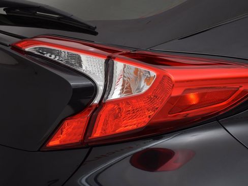 Used 2021 Toyota C-HR LE image 13