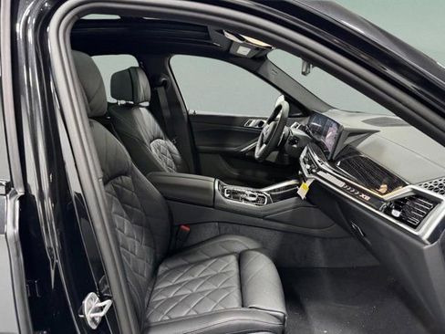 New 2026 BMW X6 xDrive40i w/ Executive Package image 19