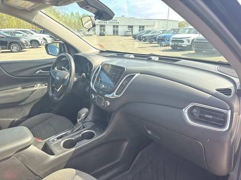 Used 2022 Chevrolet Equinox LT image 25