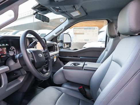 New 2026 Ford F350 XL w/ XL Chrome Package image 17