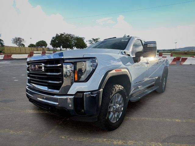 Used 2024 GMC Sierra 2500 SLT w/ SLT Premium Package AWD/4WD image 5