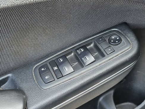 Used 2018 Dodge Charger SXT image 20