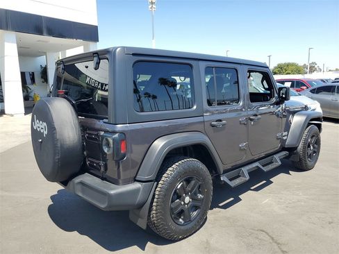 Used 2021 Jeep Wrangler Unlimited Sport image 4