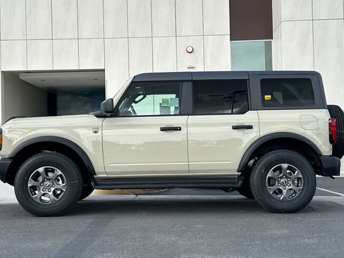 New 2026 Ford Bronco Big Bend image 6