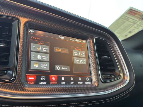 Used 2022 Dodge Challenger SRT Hellcat w/ Plus Package image 20