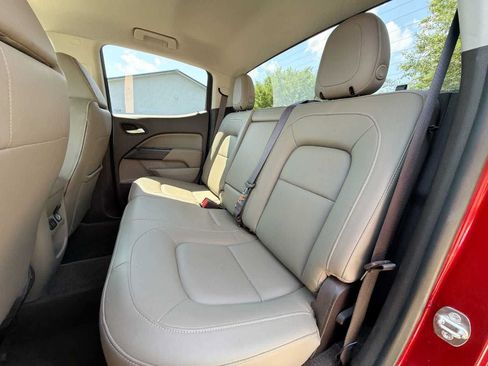 Used 2015 GMC Canyon SLT AWD/4WD image 16