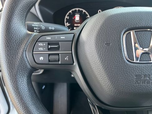 Certified 2026 Honda HR-V LX image 20