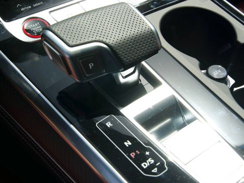 Used 2026 Audi SQ8 Premium Plus AWD/4WD image 26