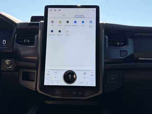 Certified 2022 Ford Expedition Platinum image 42