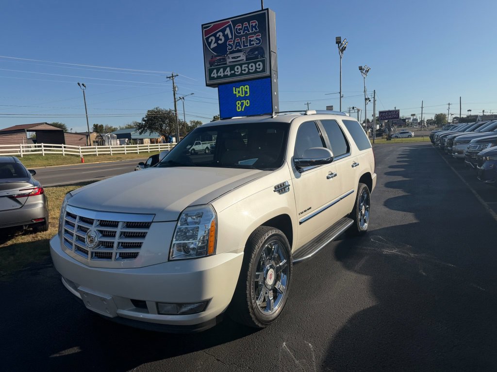 Used 2012 Cadillac Escalade Luxury AWD/4WD image 7