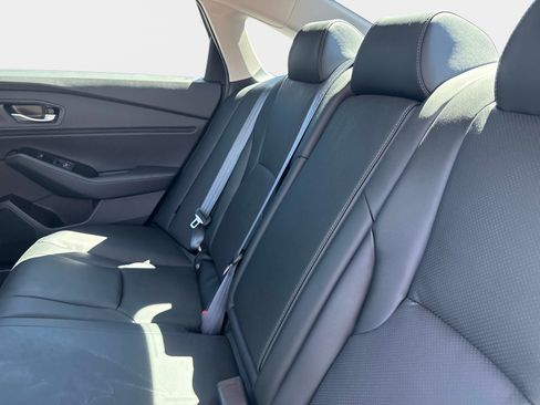 Used 2024 Honda Accord Touring image 12