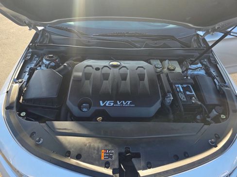 Used 2017 Chevrolet Impala LT image 33