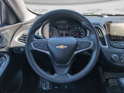 Used 2021 Chevrolet Malibu LS FWD image 18