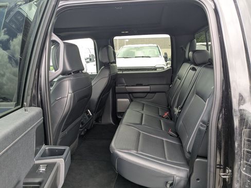 Used 2025 Ford F150 Lariat image 34