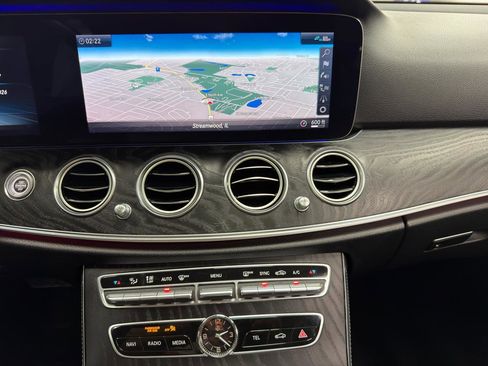 Used 2020 Mercedes-Benz E 350 E 350 4MATIC Sedan w/ Parking Assistance Package image 20