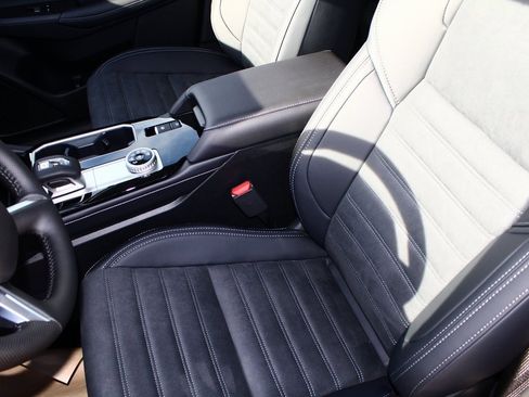 New 2026 Mitsubishi Outlander Trail Edition image 4