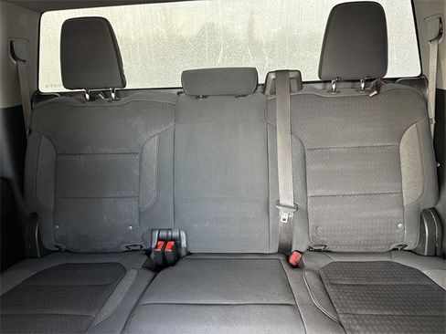 Used 2020 Chevrolet Silverado 1500 LT image 32