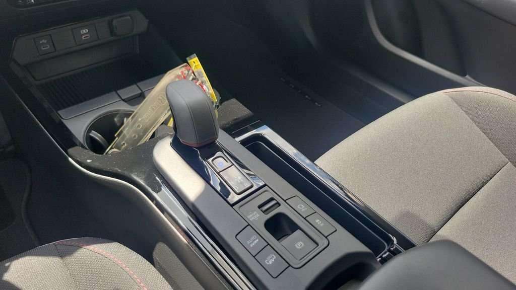 New 2027 Toyota Prius Plug-In Hybrid FWD image 15