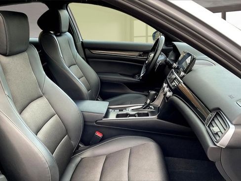 Used 2022 Honda Accord Sport image 23