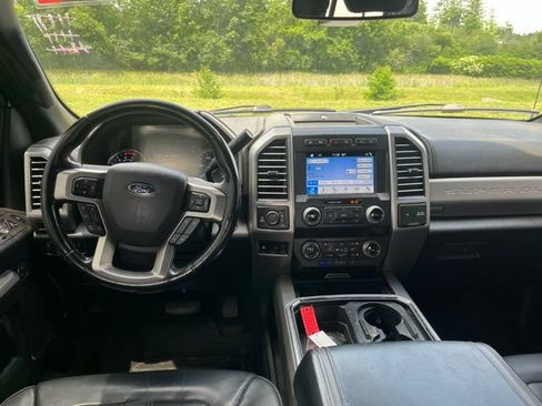 Used 2019 Ford F350 Platinum w/ Platinum Ultimate Package AWD/4WD image 15