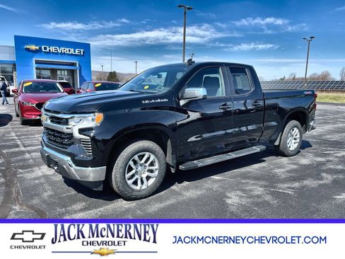 Used 2023 Chevrolet Silverado 1500 LT AWD/4WD image 1